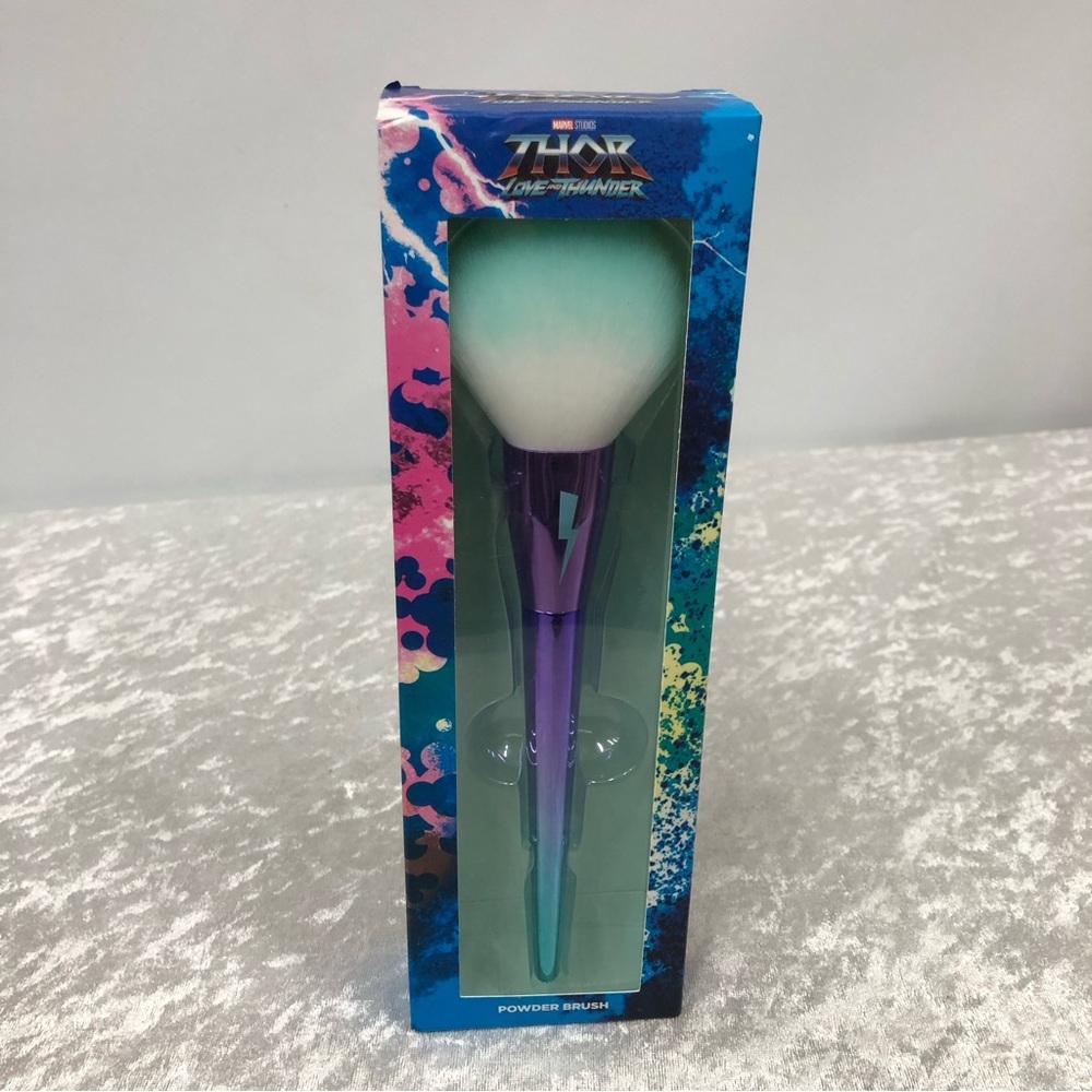 Ulta Beauty X Thor Love and Thunder Makeup Powder Brush Brand nwt